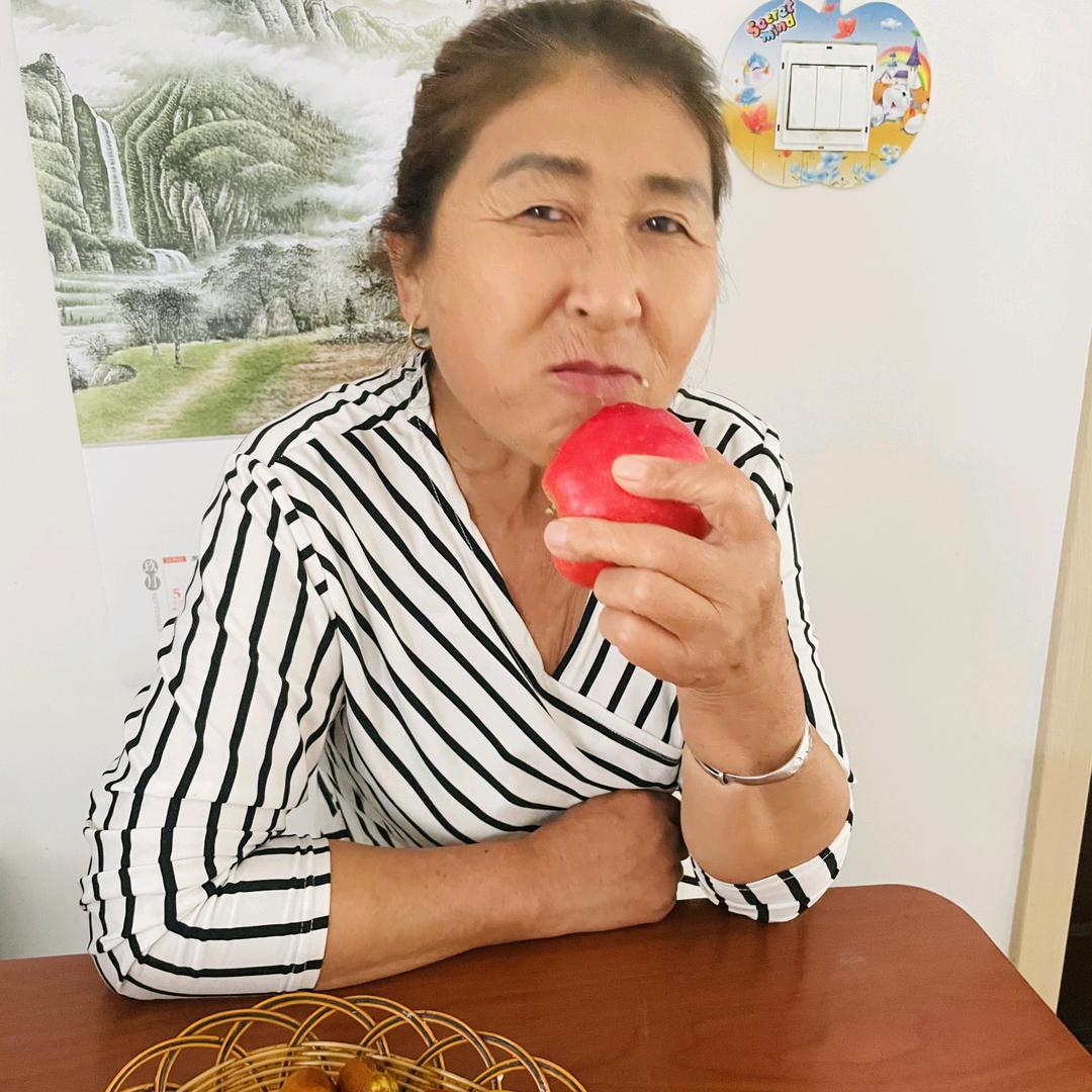 小丽大姐