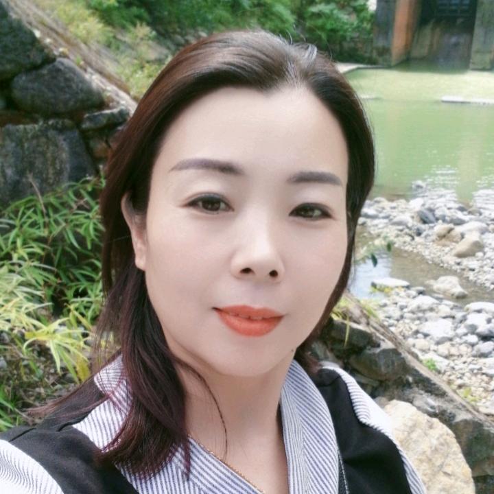 阳光明媚