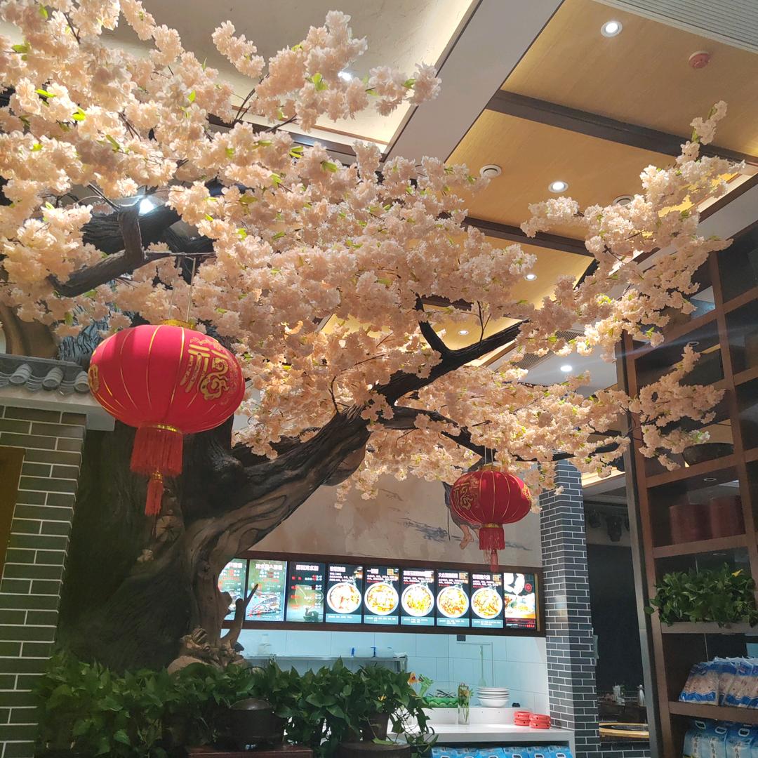 东北鲜渔村·黑土风情铁锅炖(金三角店)