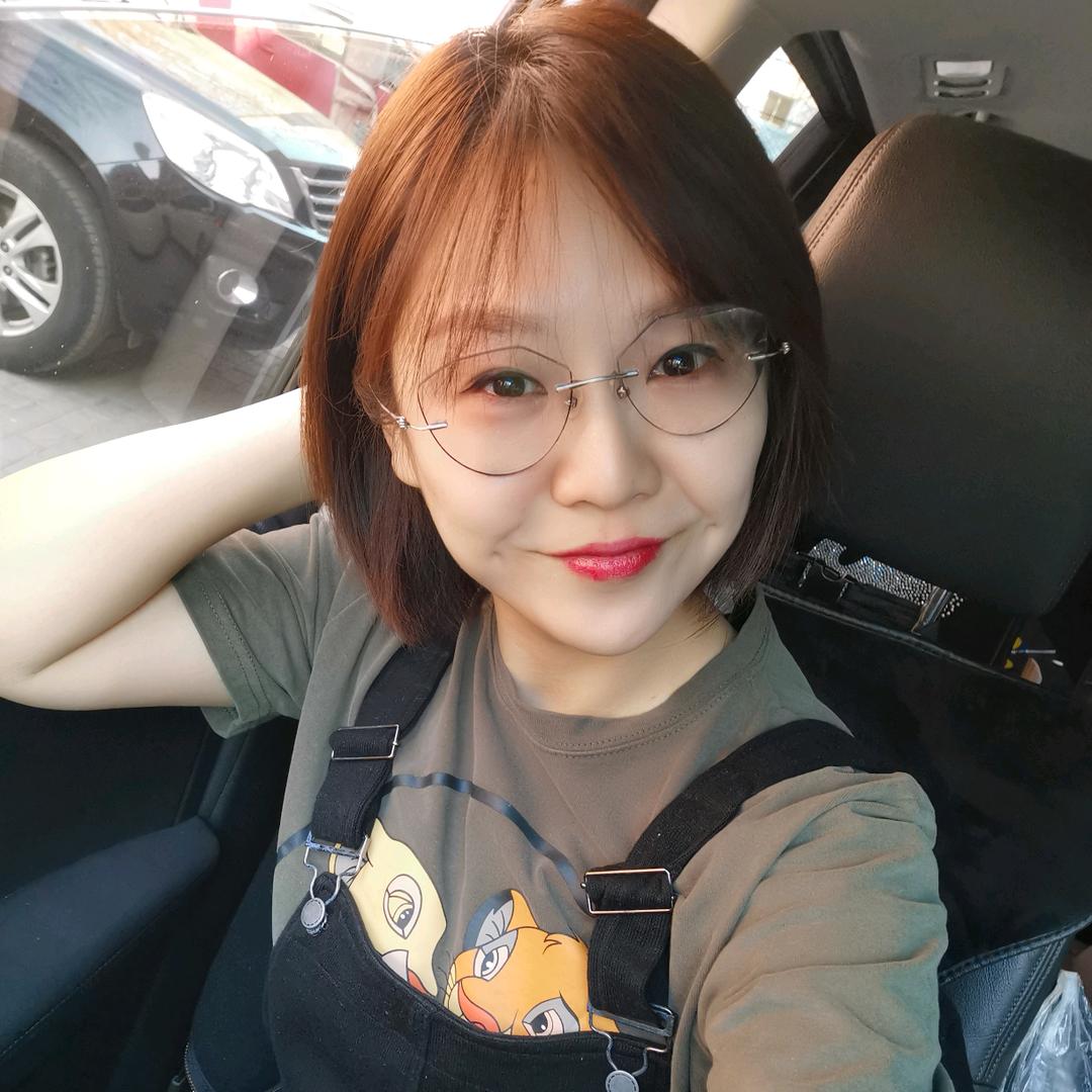 颜颜~记录我们的成长