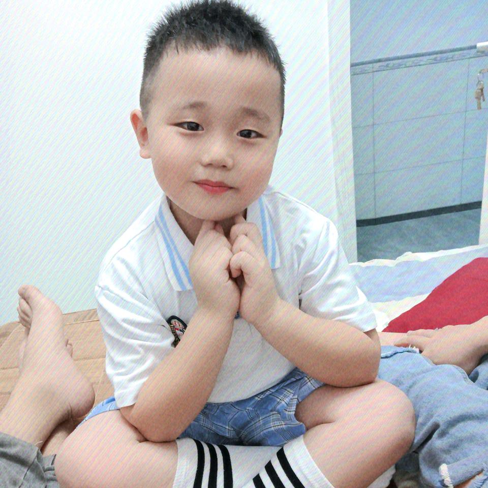 佳佳