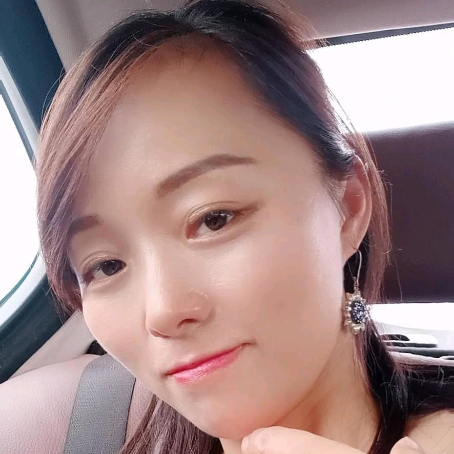 ╭笑笑——🌹