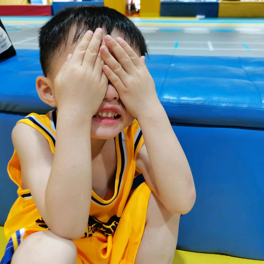 星凯体育🏀何教练