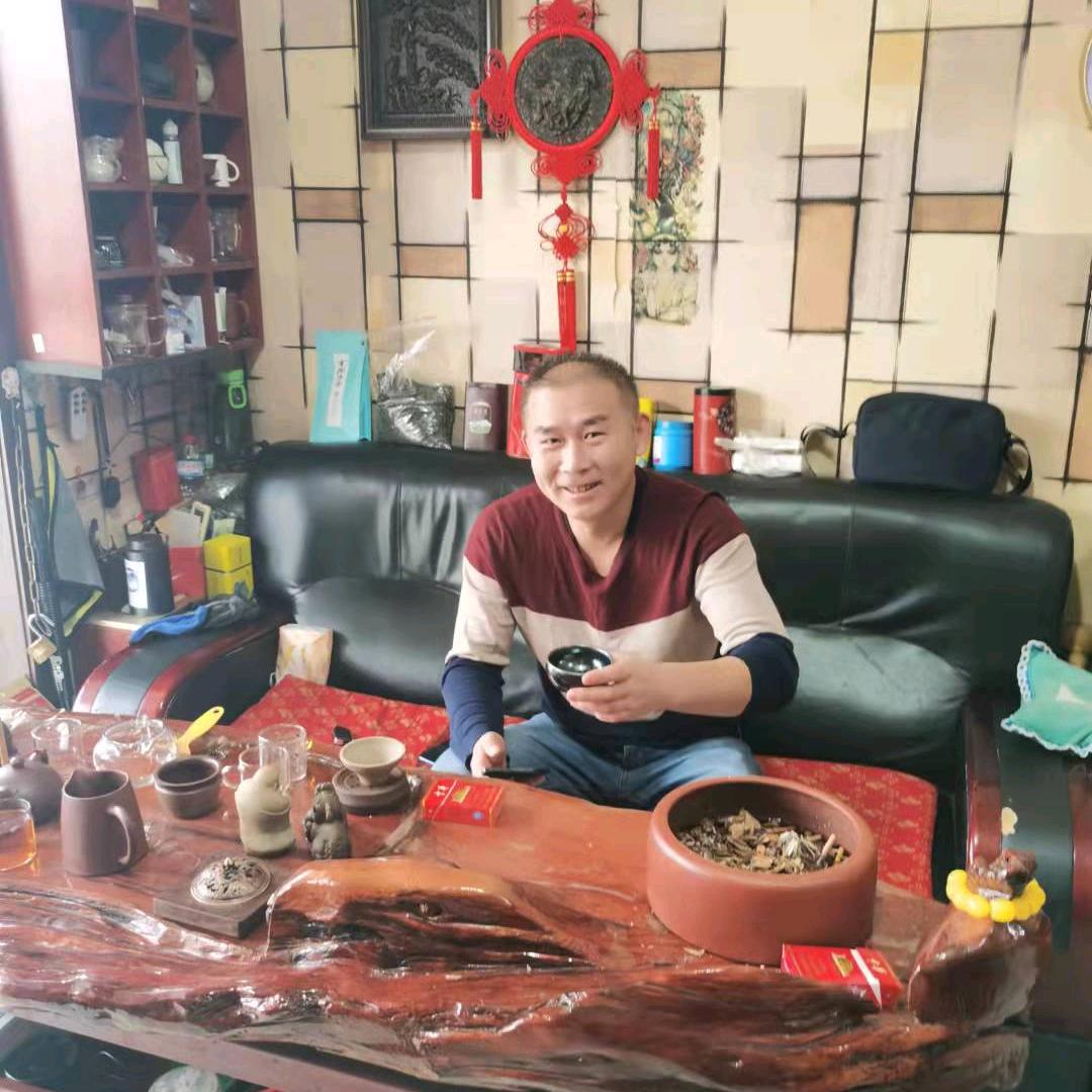 珲春市成业二手车租车 二胖