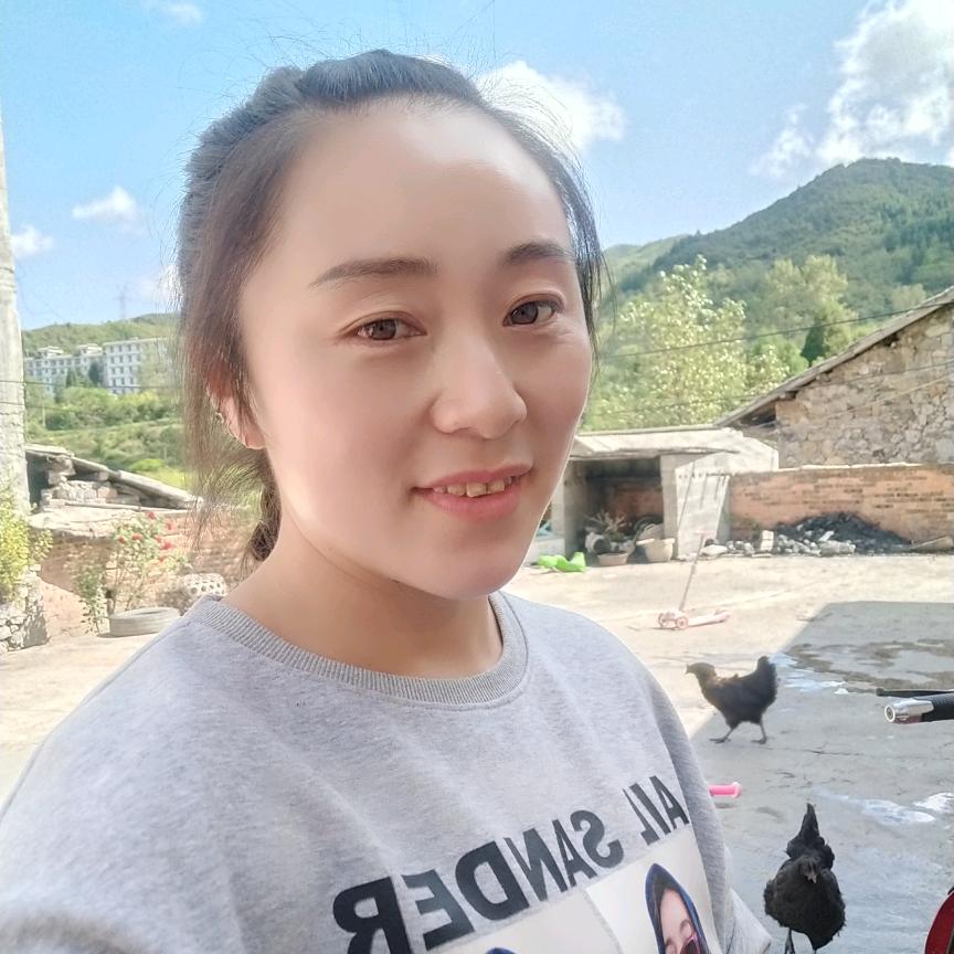 杨开琴