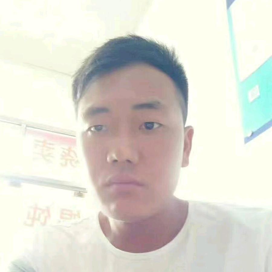 终是一场戏，无所谓对与错