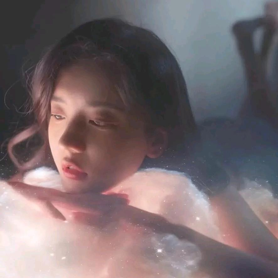 棉花糖藏在云里
