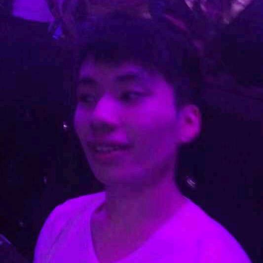 @皓晨⁷⁵⁷