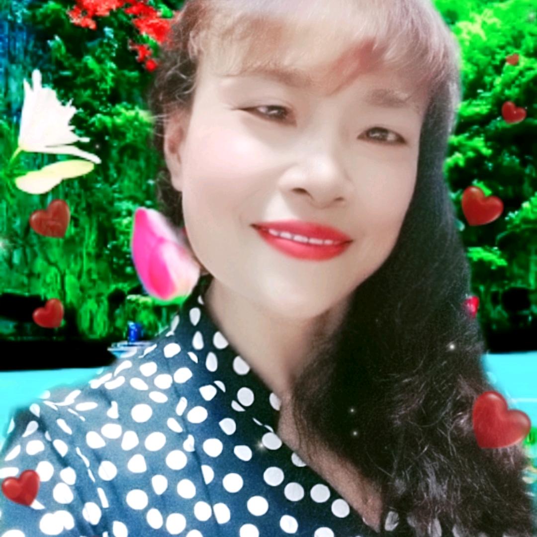天下云游，付芸榕，今年62岁了，