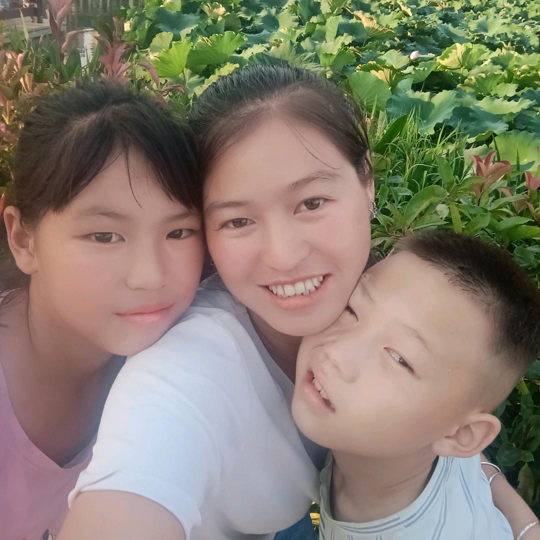 绽放的花儿