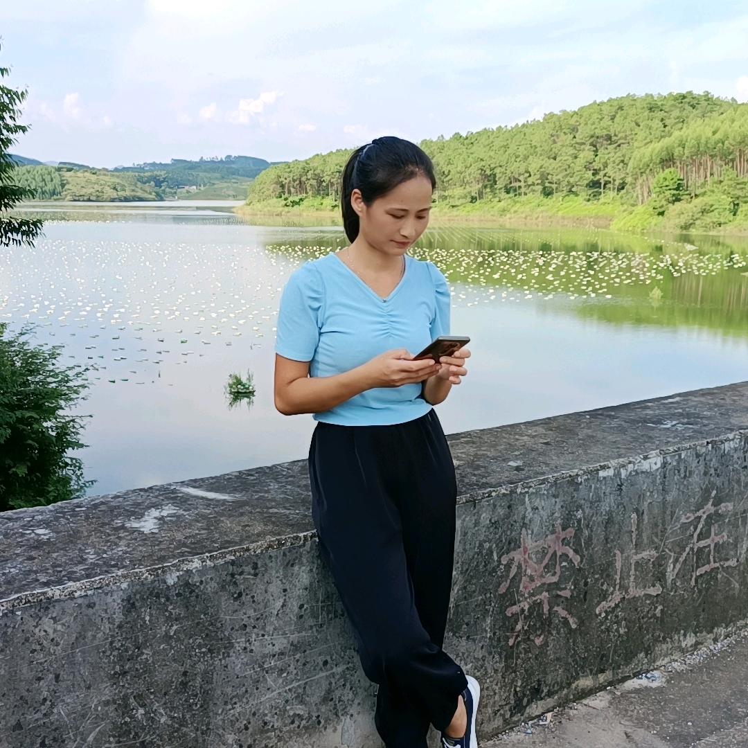 丽