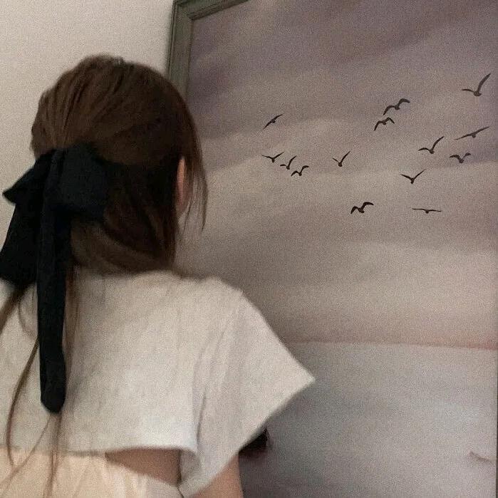陌初.