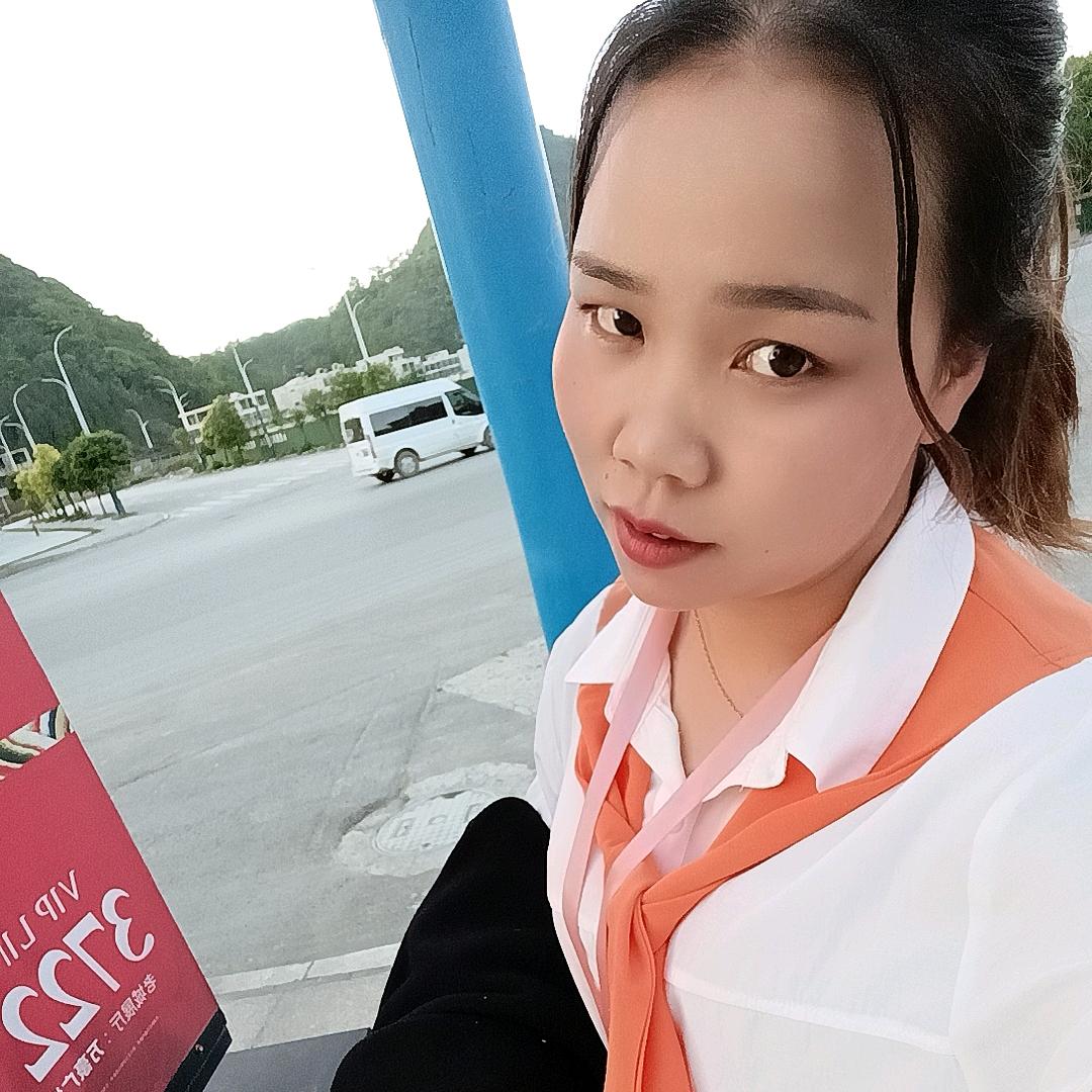 农村四个娃儿他妈