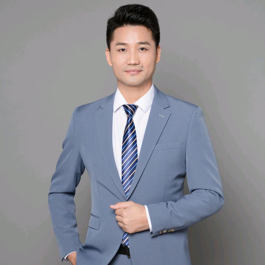 在少年