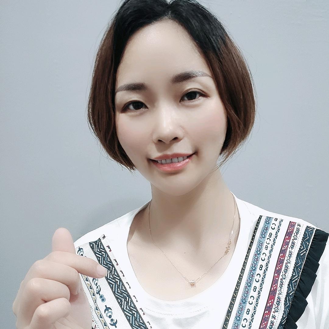 依亚阁服装商行