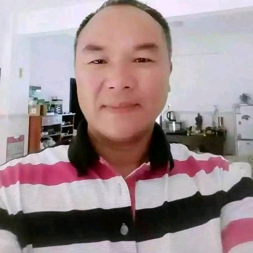真情哥