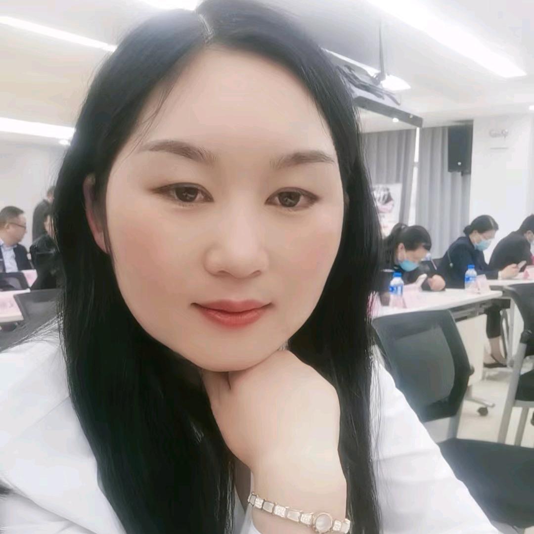 云南小鱼（陶卫厂家骨灰盒直销）