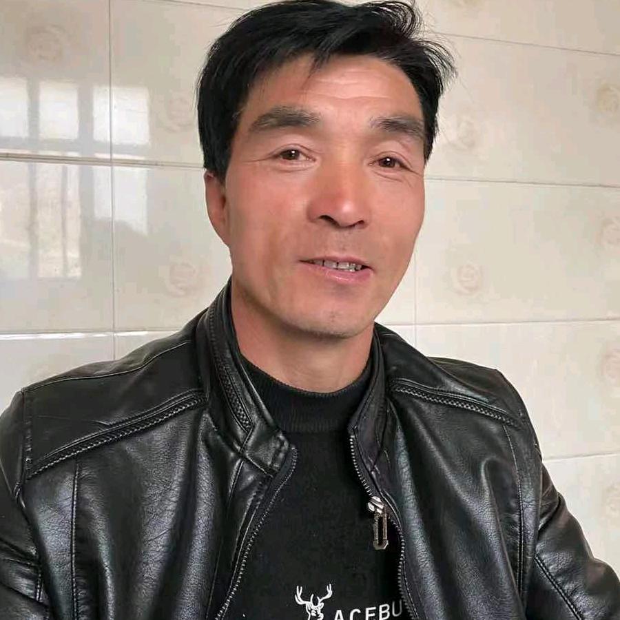 用户879025076281莫殿好