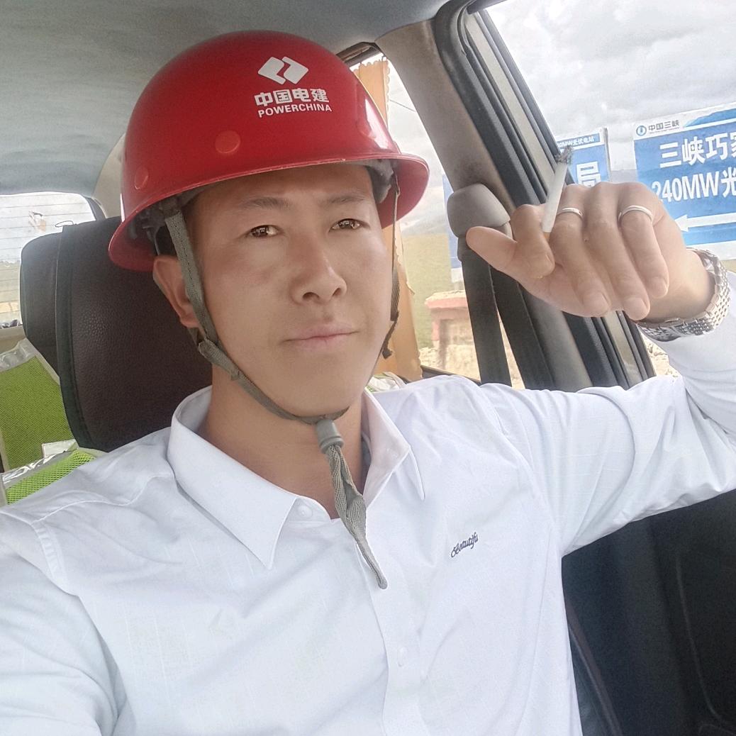龙海深，工程有限公司