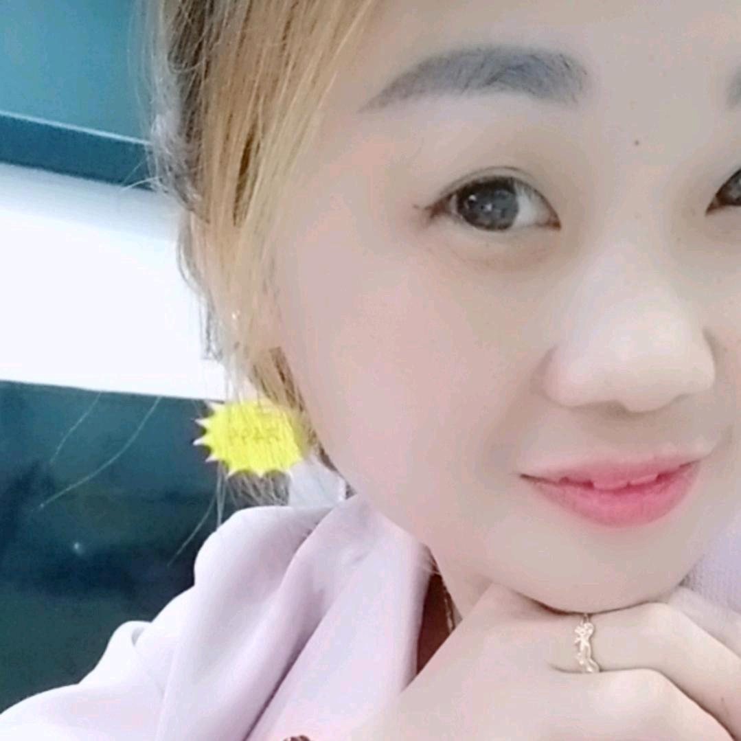 踮起脚尖，靠近阳光