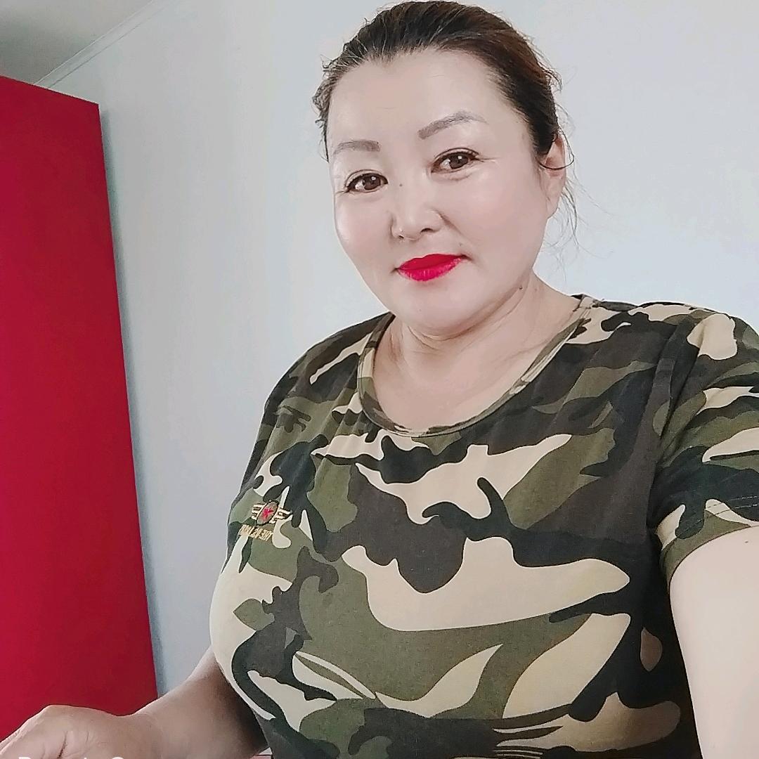 乌仁 花