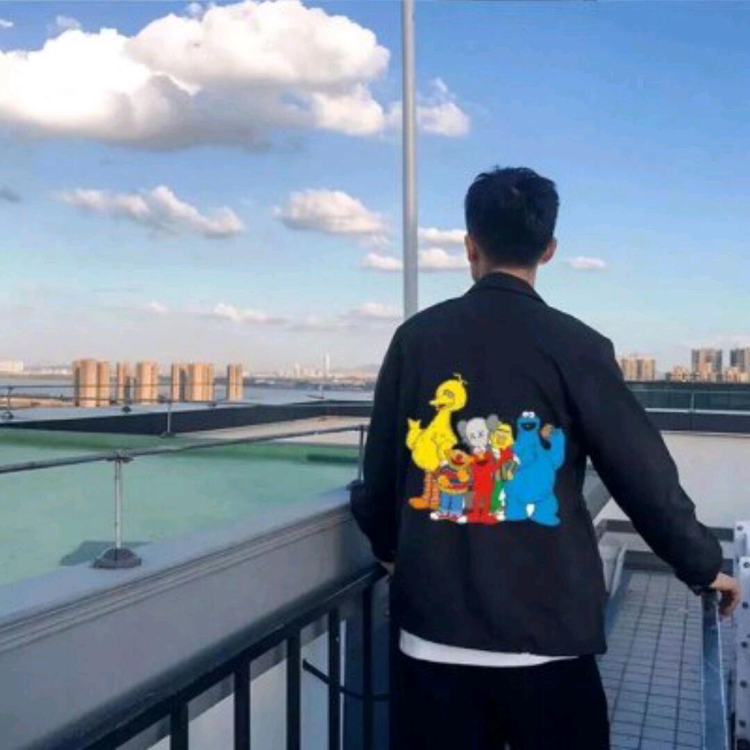 萤火虫不发光♡