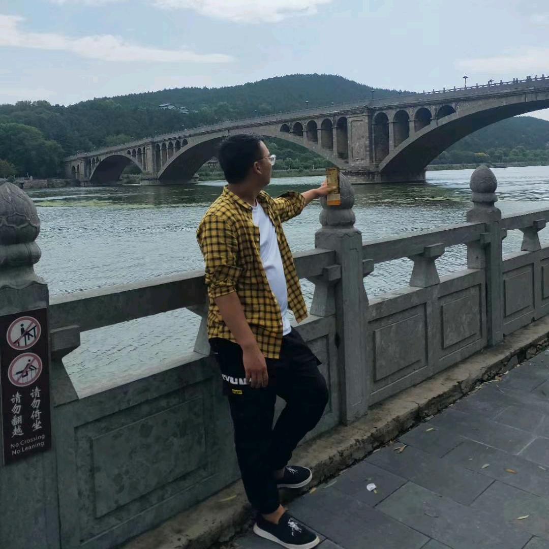 卖方便面的弓长张