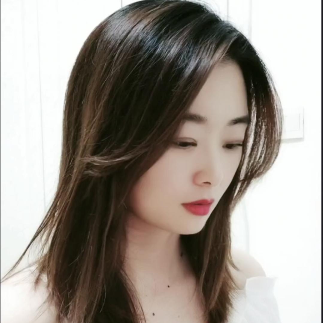 心 月