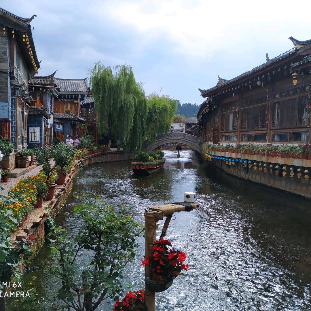 回眸相望，显沧桑