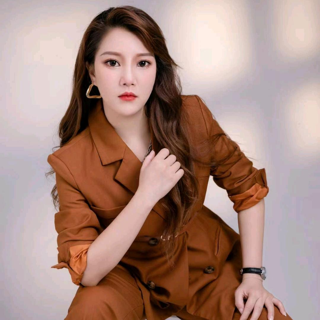 上妆美甲美睫护肤纹绣工作室