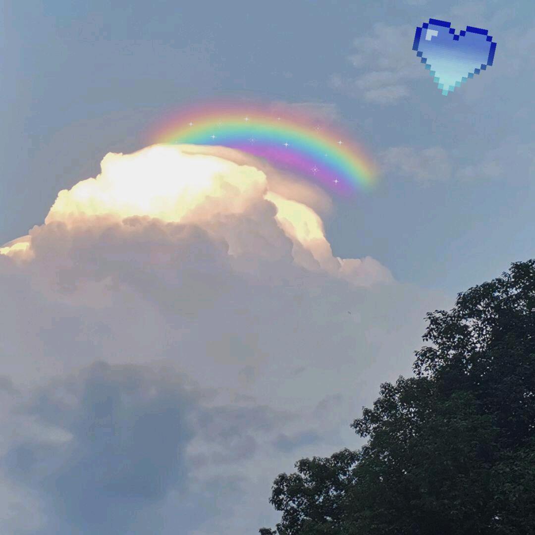 左边有一朵儿云彩