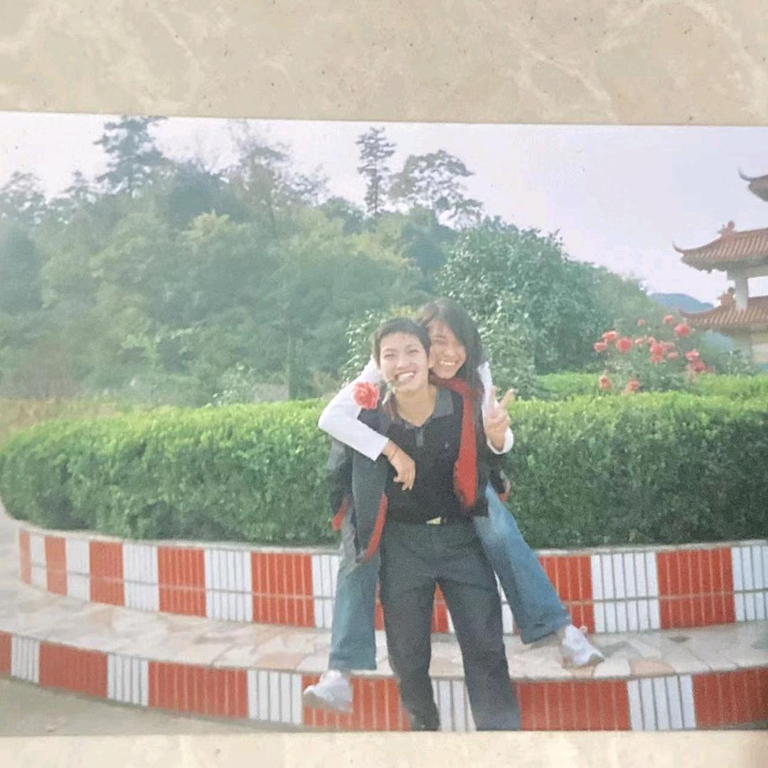 保丽服饰闫保清