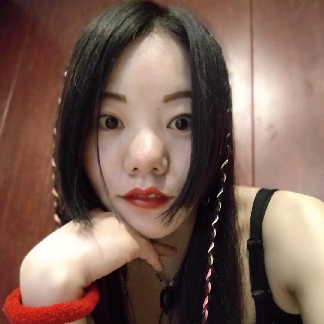 开心云朵(拒私聊)