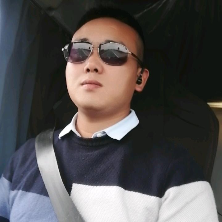 乾以易之，坤以简能。