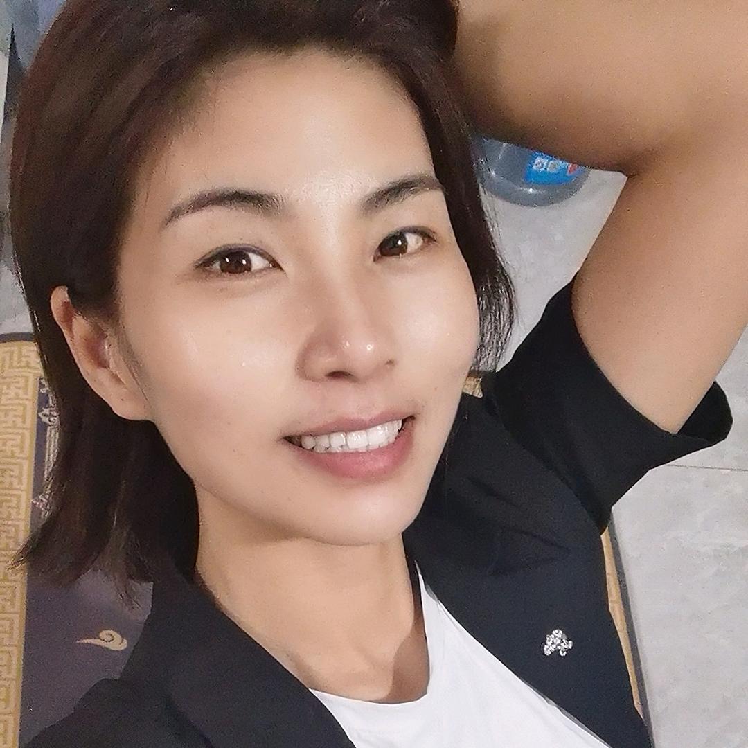 小仲