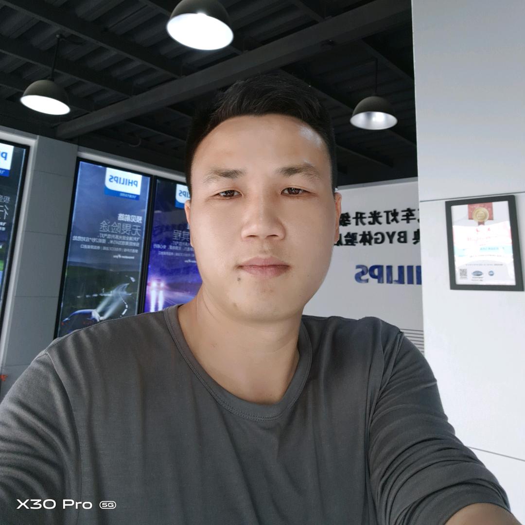 飞利浦专业汽车灯光升级