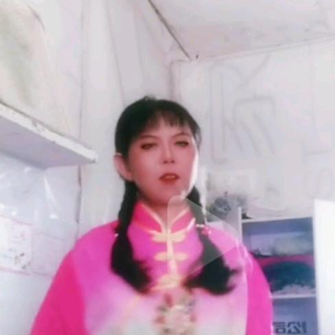 李侠姊妹
