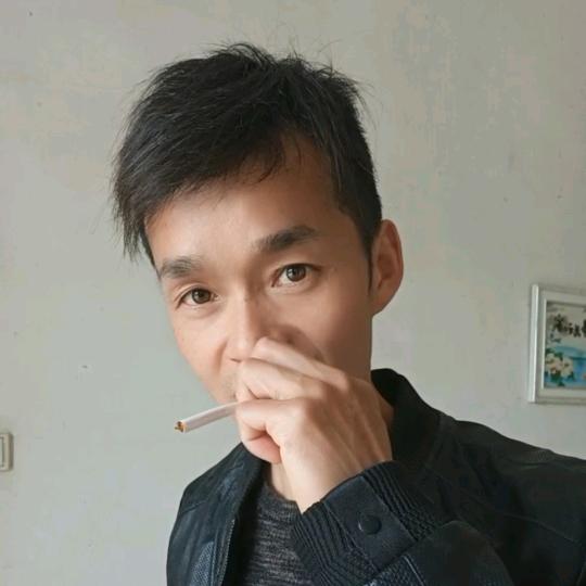 @.阿伟