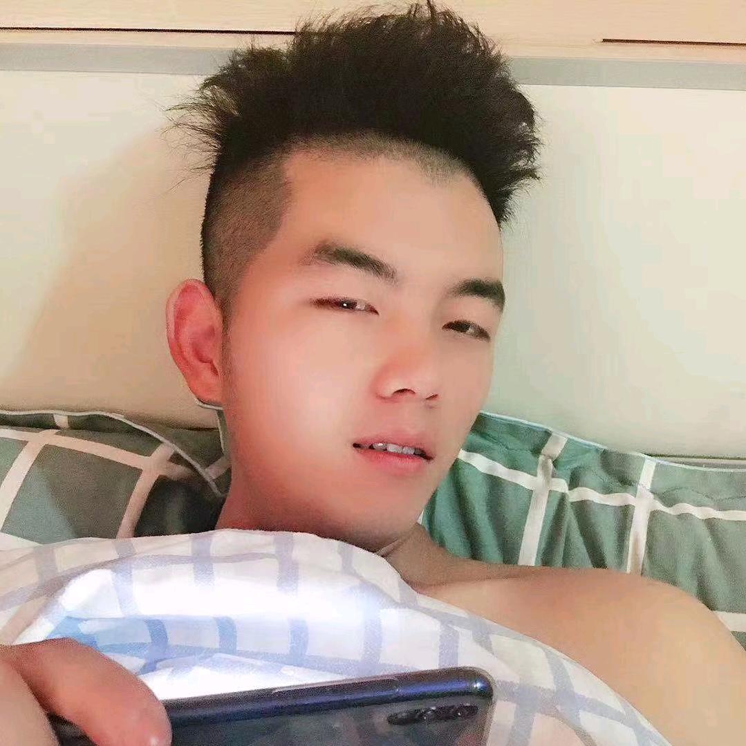 A萍水相逢