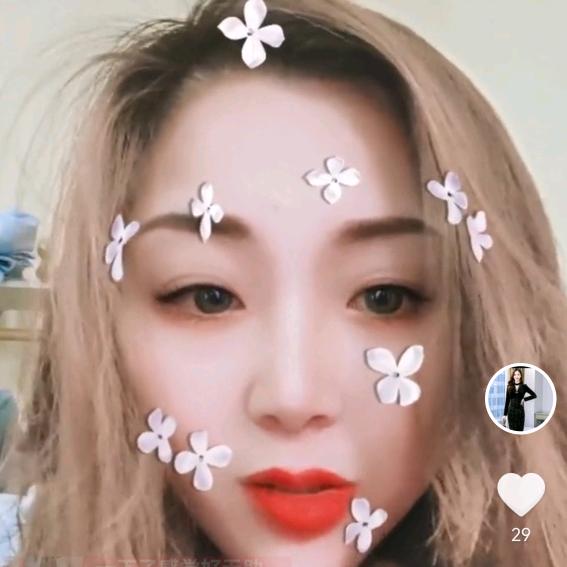 贵妃脚部修复师—冯玲玲