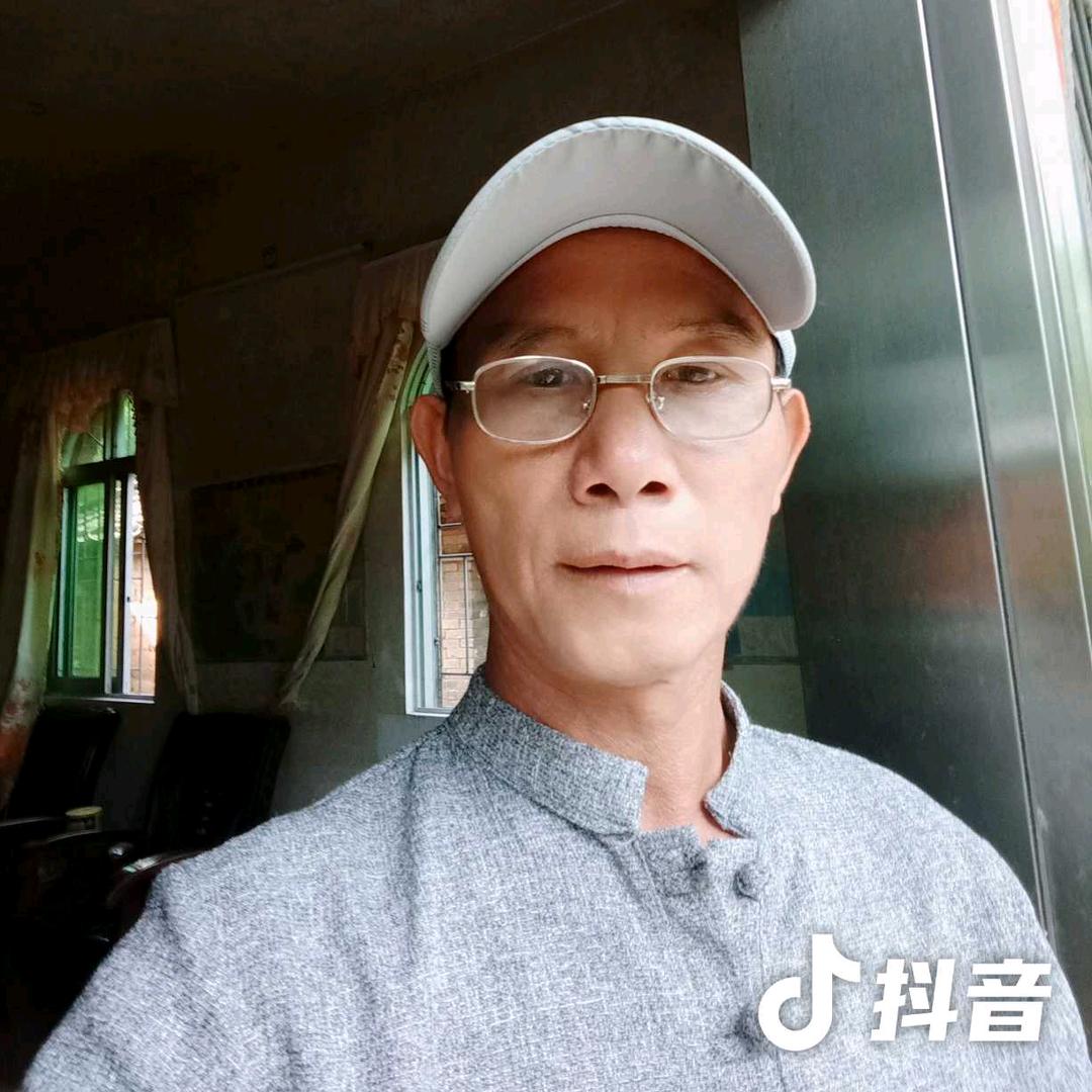 小李钓鱼（专业鱼仔干）