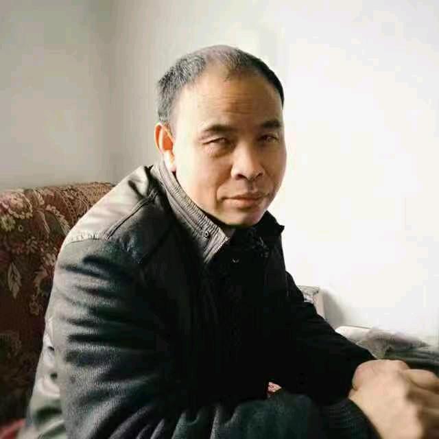 周成志