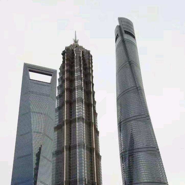 四   海  為   家