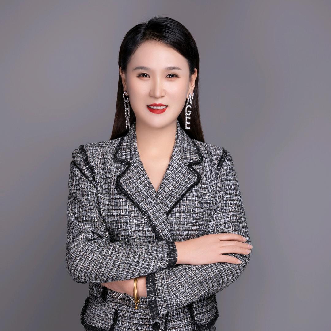 丽姐爱酒