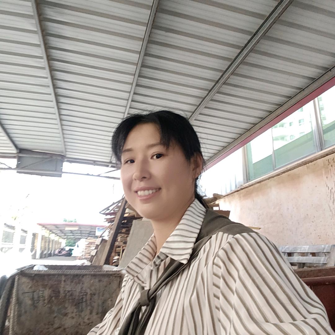 🌻🌻🌻小华