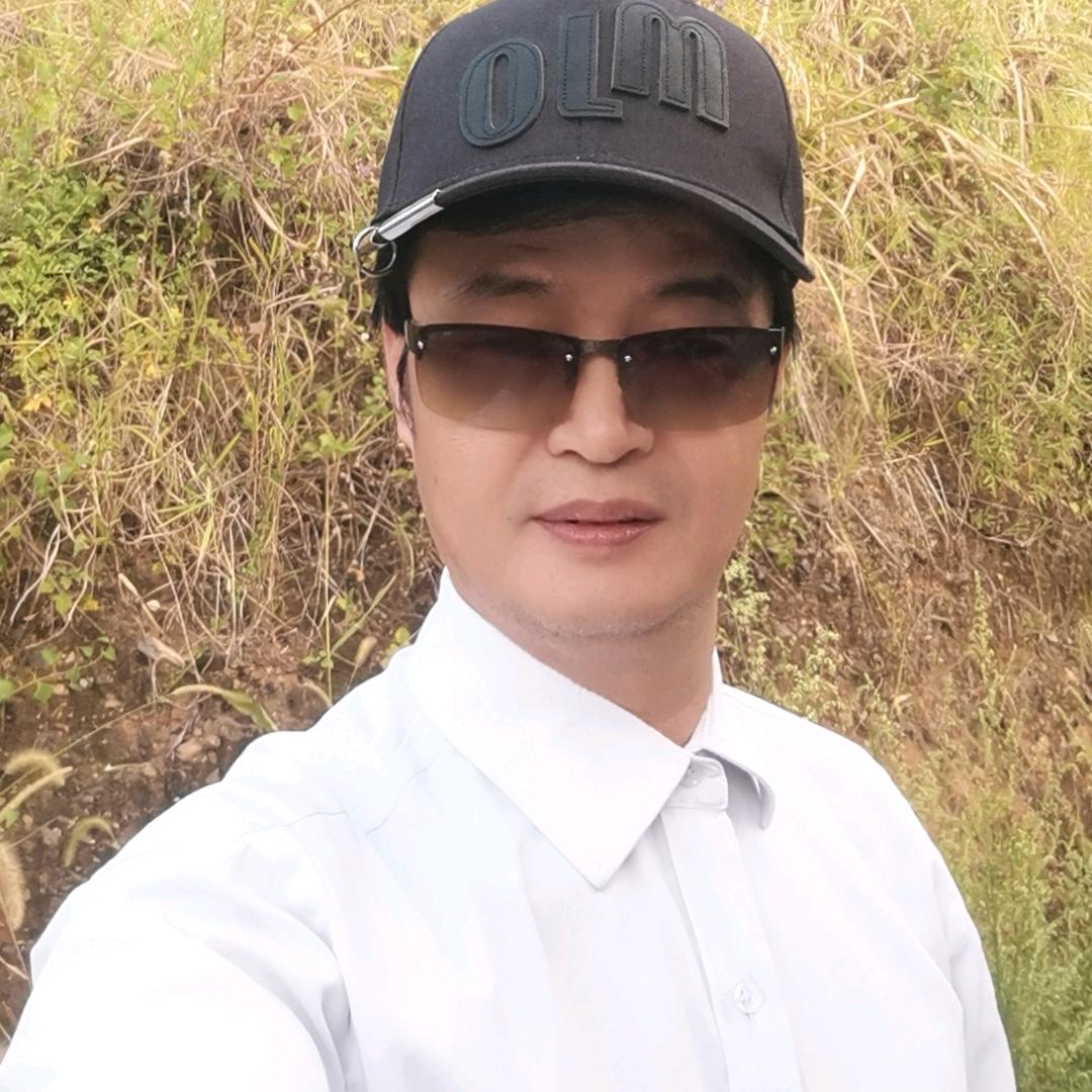 玉哥🎤（坚强）