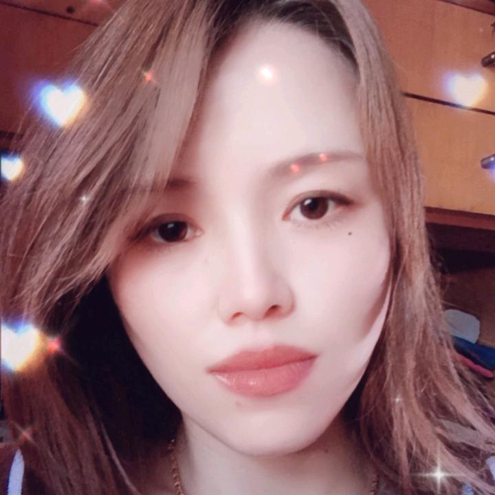 眼角的笑意思
