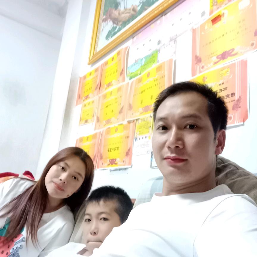@刘