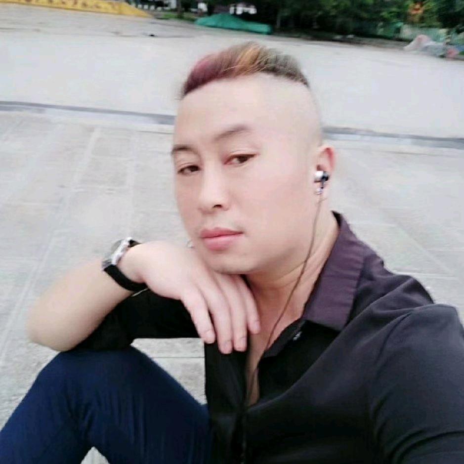 弥勒市名流美发店