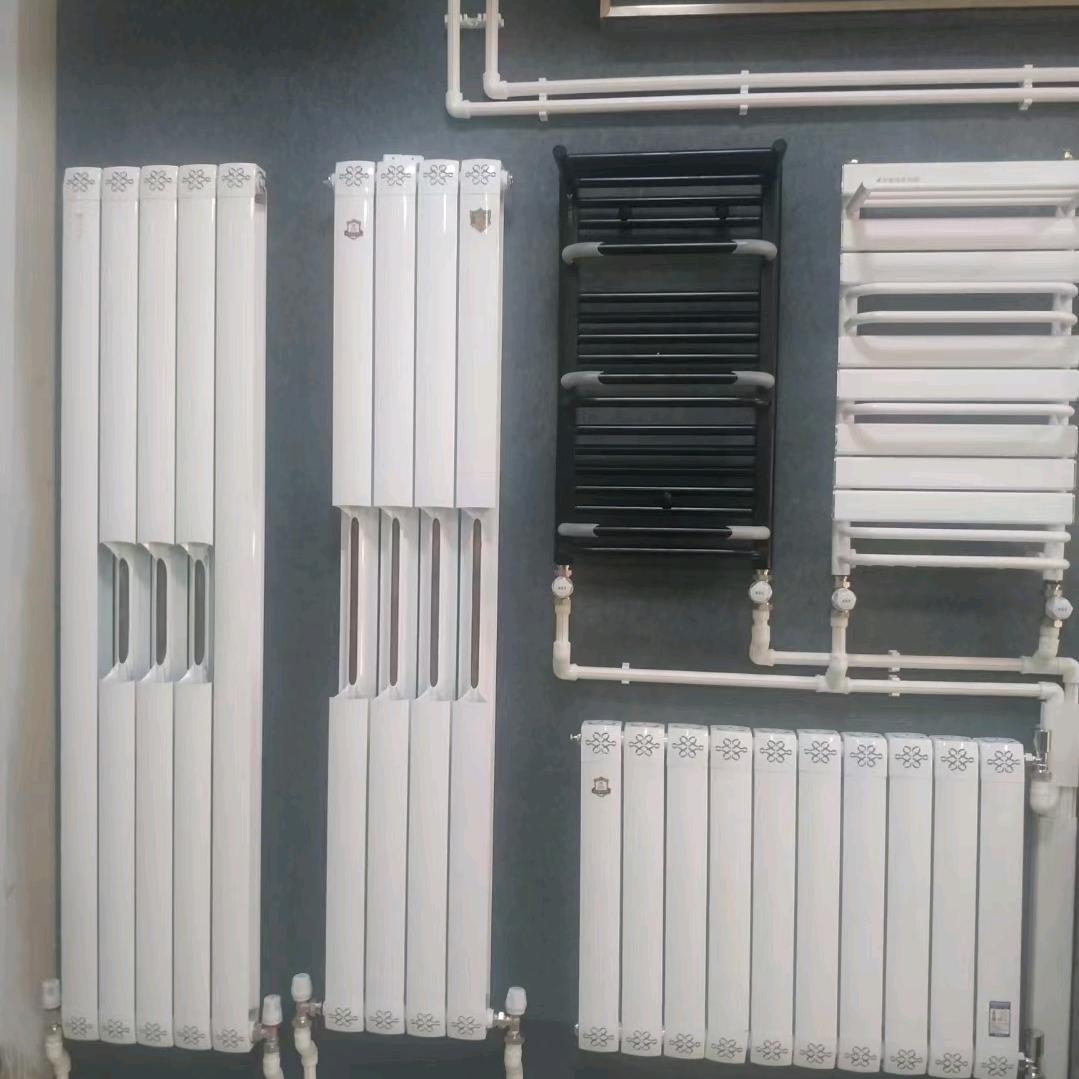 金牛地暖，暖气片。壁